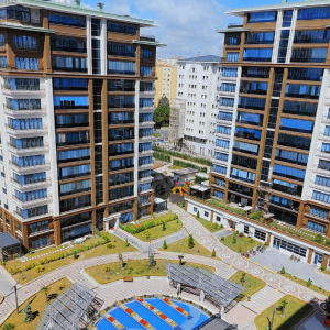 Başakşehir 1.etap prestij park konaklarında 5+1 satılık daire (320)m2